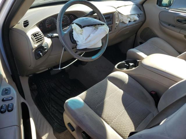 1FTRX17W83NB80323 - 2003 FORD F150 أبيض صورة 8