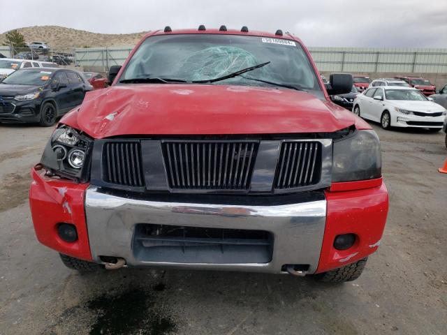 1N6AA0EC5BN319773 - 2011 NISSAN TITAN S RED photo 5