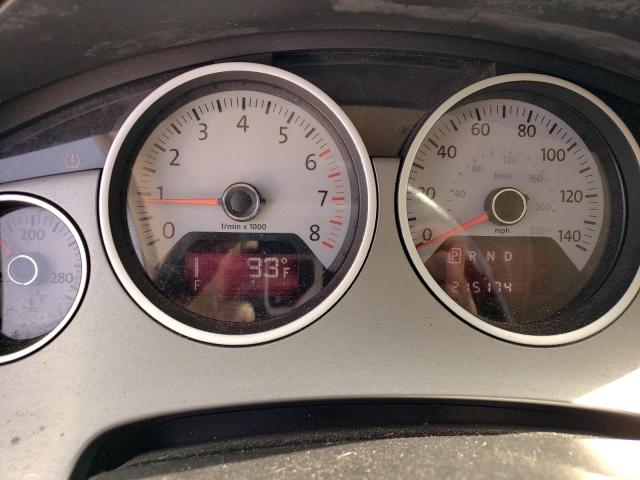 2C4RVABG7CR152022 - 2012 VOLKSWAGEN ROUTAN SE BLACK photo 9