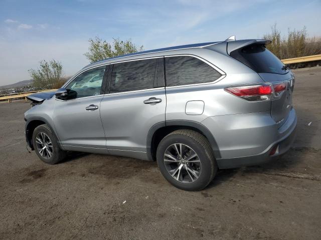 5TDKKRFH1GS155247 - 2016 TOYOTA HIGHLANDER XLE 银色 照片 2