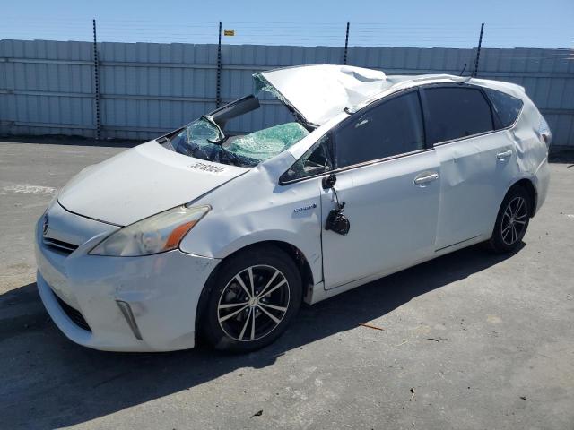 2014 TOYOTA PRIUS V, 