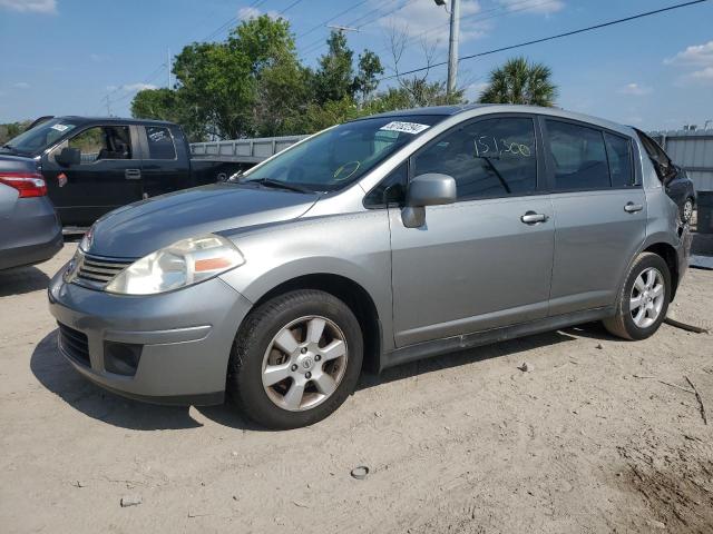 3N1BC13E98L356557 - 2008 NISSAN VERSA S GRAY photo 1