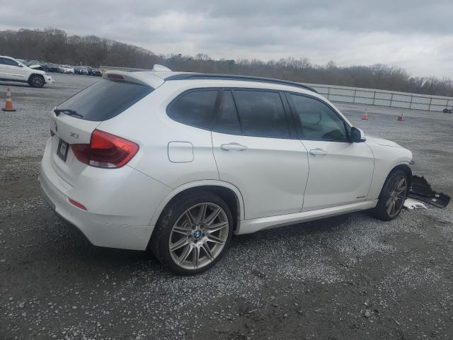 WBAVM5C57FVV94304 - 2015 BMW X1 XDRIVE35I WHITE photo 3