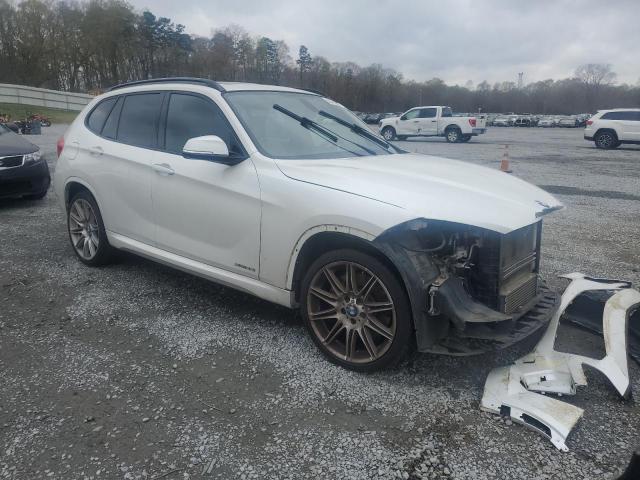 WBAVM5C57FVV94304 - 2015 BMW X1 XDRIVE35I WHITE photo 4