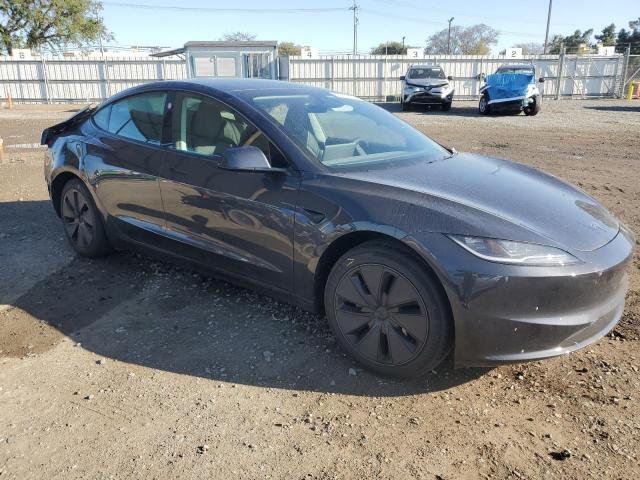 5YJ3E1EA7SF890930 - 2025 TESLA MODEL 3 ნაცრისფერი ფოტო 4