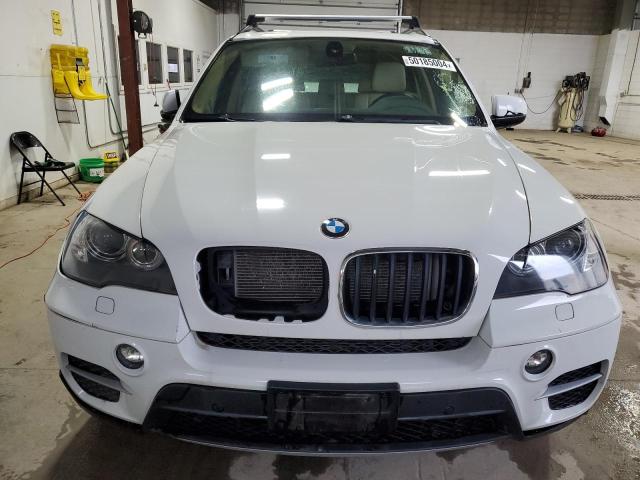 5UXZV4C56BL414083 - 2011 BMW X5 XDRIVE35I WHITE photo 5