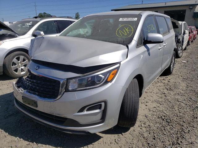 KNDMA5C17K6541529 - 2019 KIA SEDONA L SILVER photo 2