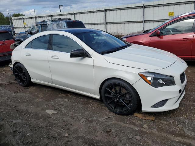 WDDSJ4GB6GN394546 - 2016 MERCEDES-BENZ CLA 250 4MATIC WHITE photo 4