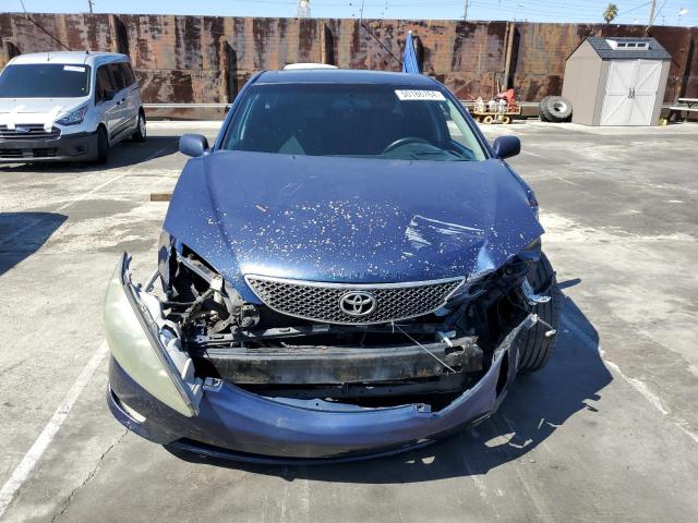 4T1BA32K65U509088 - 2005 TOYOTA CAMRY SE BLUE photo 5