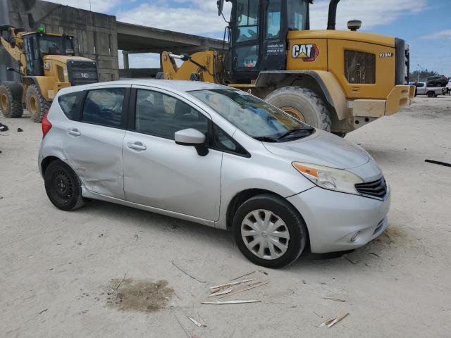 3N1CE2CPXFL402416 - 2015 NISSAN VERSA NOTE S SILVER photo 4