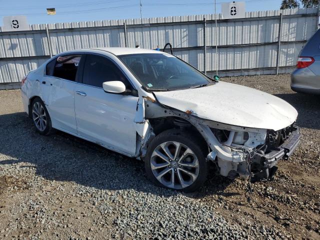 1HGCR2F53FA253254 - 2015 HONDA ACCORD SPORT WHITE photo 4