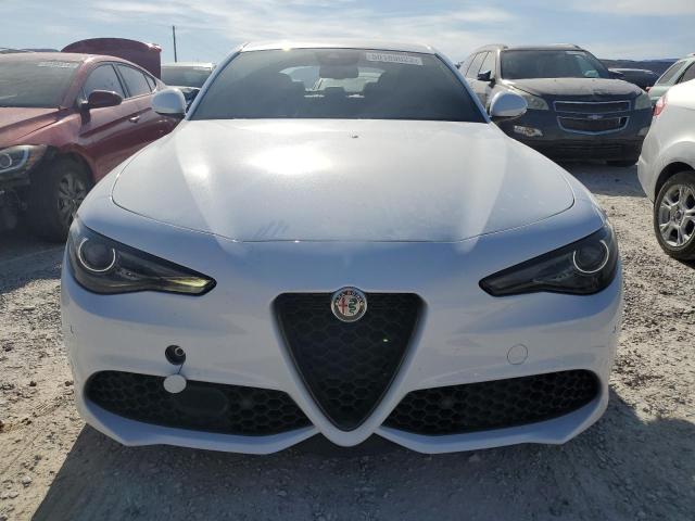 ZARFAMAN0N7655739 - 2022 ALFA ROMEO GIULIA WHITE photo 5