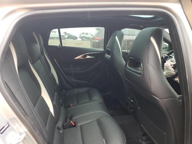 SJKCH5CP9HA019113 - 2017 INFINITI QX30 BASE SILVER photo 10