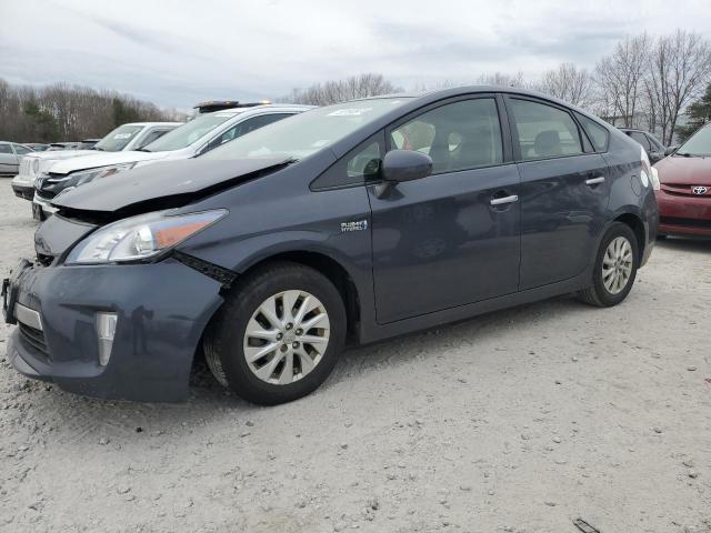 2013 TOYOTA PRIUS PLUG, 