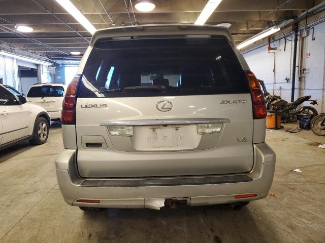 JTJBT20XX50073535 - 2005 LEXUS GX 470 SILVER photo 6