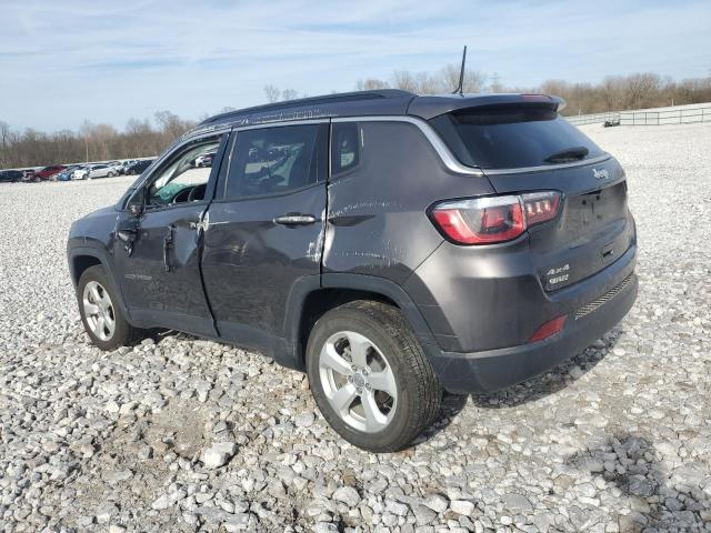 3C4NJDBB7JT423915 - 2018 JEEP COMPASS LATITUDE GRAY photo 2