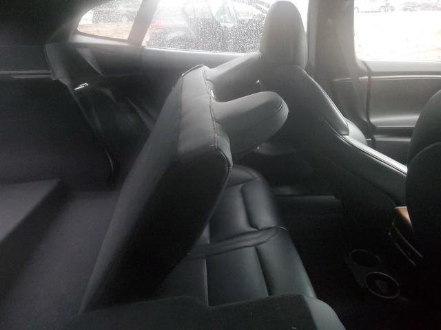 5YJSA1E24LF399975 - 2020 TESLA MODEL S 黑色 照片 10