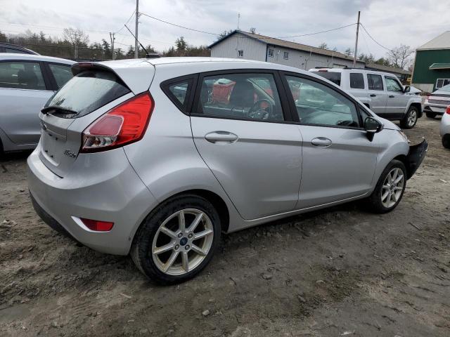 3FADP4EJ5KM149760 - 2019 FORD FIESTA SE SILVER photo 3