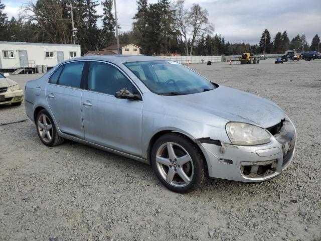 3VWRM71K58M081832 - 2008 VOLKSWAGEN JETTA SE SILVER photo 4