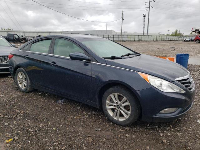 5NPEB4AC3DH673065 - 2013 HYUNDAI SONATA GLS BLUE photo 4