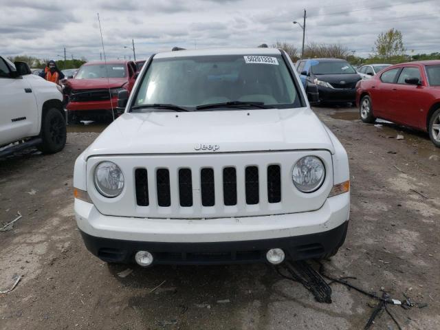 1C4NJPFB8ED645211 - 2014 JEEP PATRIOT LATITUDE WHITE photo 5