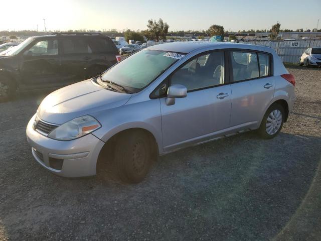 3N1BC13E69L398282 - 2009 NISSAN VERSA S SILVER photo 1