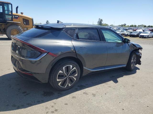 KNDC34LA7P5609888 - 2023 KIA EV6 LIGHT GRAY photo 3