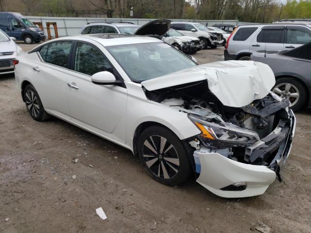 1N4BL4DW7NN352580 - 2022 NISSAN ALTIMA SV WHITE photo 4