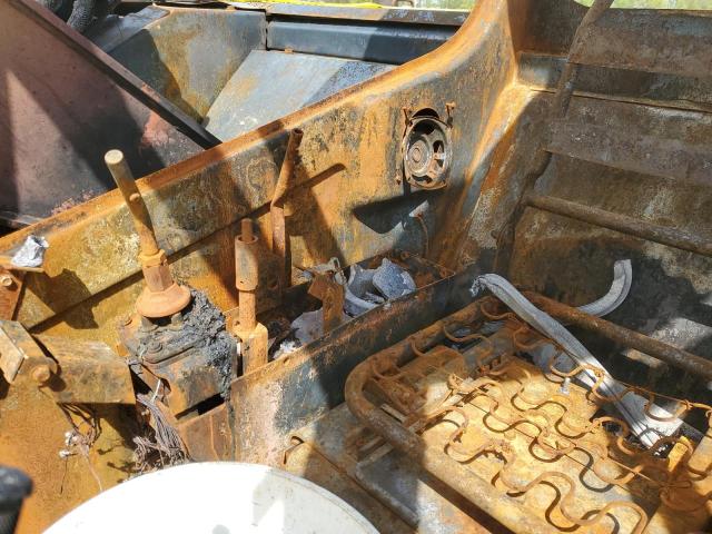 9PR00499 - 1997 CATERPILLAR EXCAVATOR YELLOW photo 8