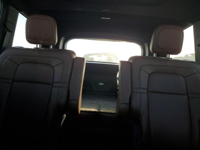 5LM5J7WC2NGL21980 - 2022 LINCOLN AVIATOR RESERVE Blanc photo 10