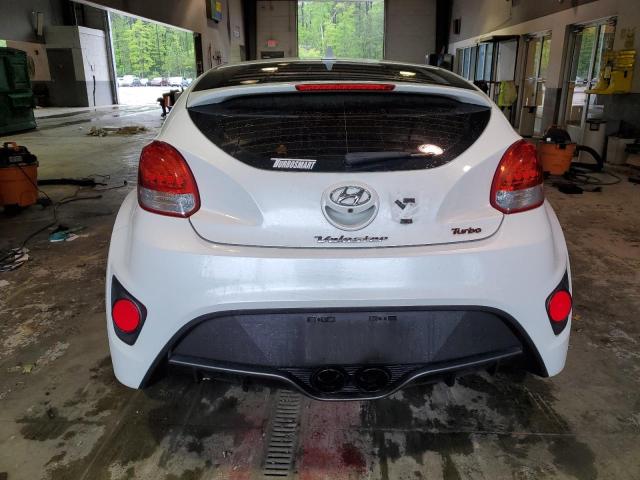 KMHTC6AE5GU282877 - 2016 HYUNDAI VELOSTER TURBO WHITE photo 6