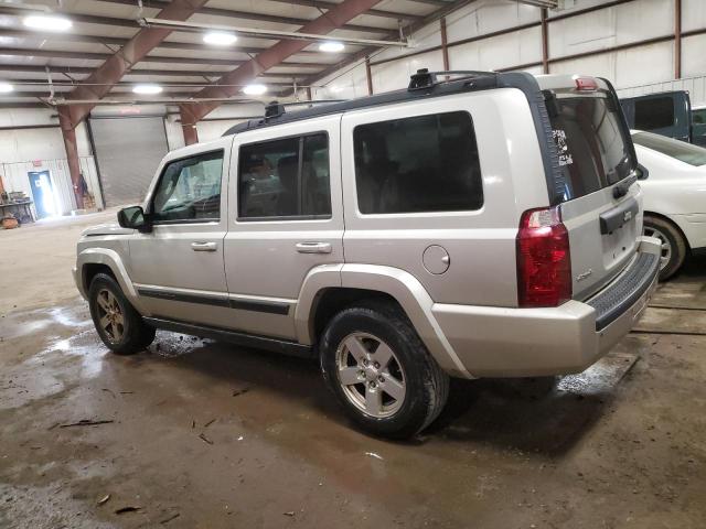 1J8HG48K98C232949 - 2008 JEEP COMMANDER SPORT SILVER photo 2