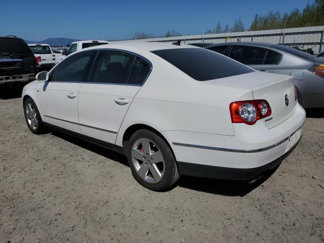 WVWAK73C97P155256 - 2007 VOLKSWAGEN PASSAT 2.0T WHITE photo 2