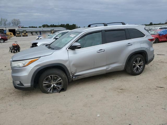 5TDKKRFH7GS133205 - 2016 TOYOTA HIGHLANDER XLE SILVER photo 1