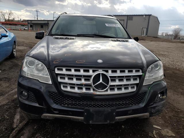 4JGBB8GB1BA692660 - 2011 MERCEDES-BENZ ML 350 4MATIC BLACK photo 5