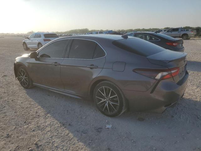 4T1S11AK1PU141864 - 2023 TOYOTA CAMRY SE NIGHT SHADE GRAY photo 2