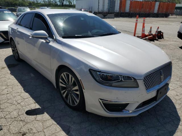 3LN6L5E96HR620980 - 2017 LINCOLN MKZ RESERVE WHITE photo 4