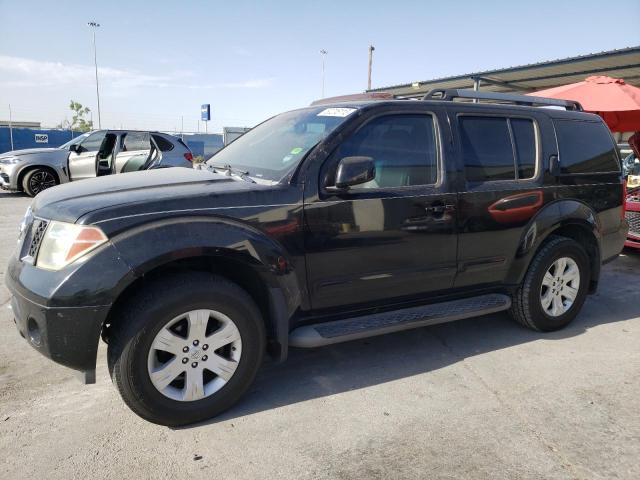 5N1AR18U95C770304 - 2005 NISSAN PATHFINDER LE 黑色 照片 1