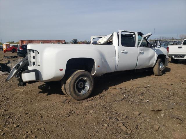 1GC4C0C87BF225655 - 2011 CHEVROLET SILVERADO C3500 LT WHITE photo 3