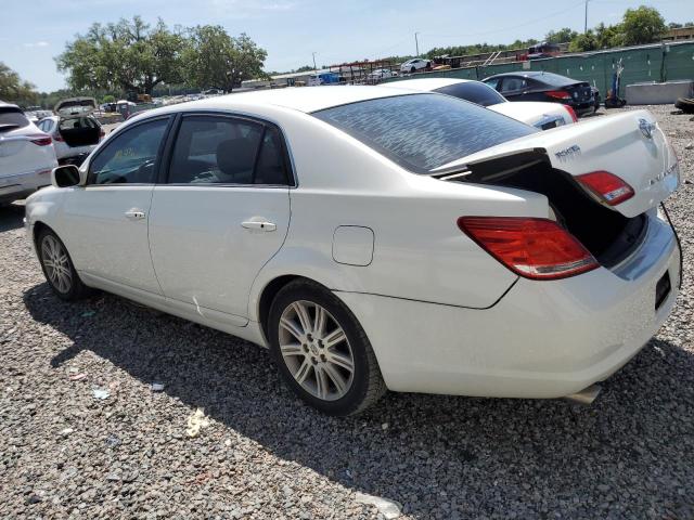 4T1BK36B46U086004 - 2006 TOYOTA AVALON XL WHITE photo 2