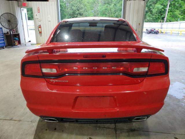 2C3CDXBG5EH213781 - 2014 DODGE CHARGER SE RED photo 6