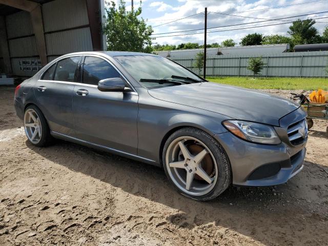 55SWF4JB3JU242105 - 2018 MERCEDES-BENZ C 300 GRAY photo 4