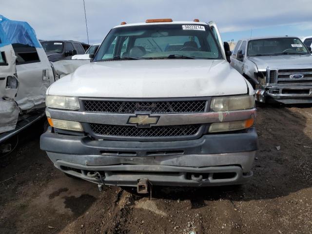 1GBJK33161F185131 - 2001 CHEVROLET SILVERADO K3500 WHITE photo 5