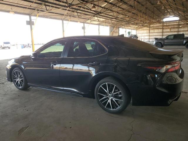 4T1G11AK8PU754635 - 2023 TOYOTA CAMRY SE NIGHT SHADE BLACK photo 2