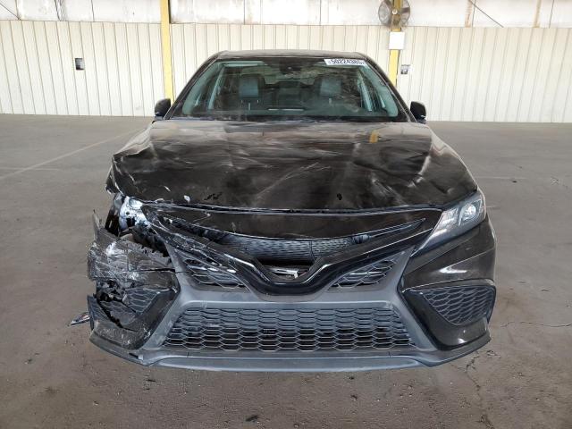 4T1G11AK8PU754635 - 2023 TOYOTA CAMRY SE NIGHT SHADE BLACK photo 5