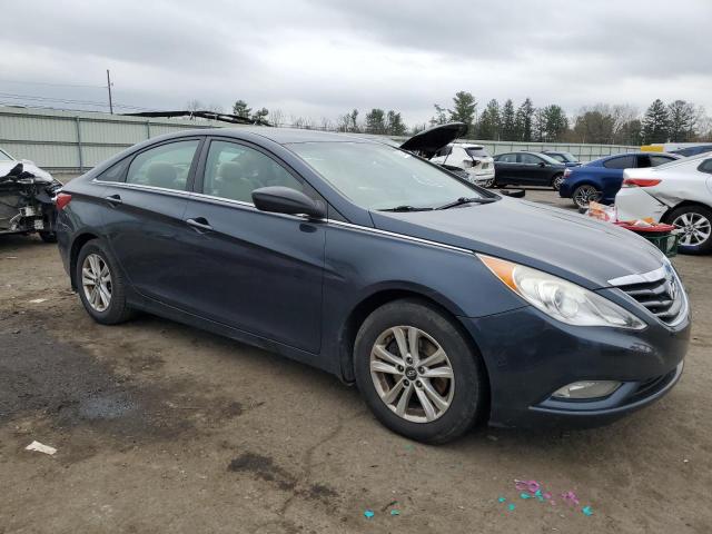 5NPEB4AC9DH754474 - 2013 HYUNDAI SONATA GLS BLUE photo 4