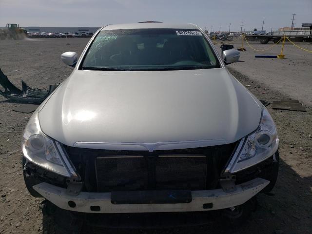 KMHGC4DE3BU135998 - 2011 HYUNDAI GENESIS 3.8L SILVER photo 5