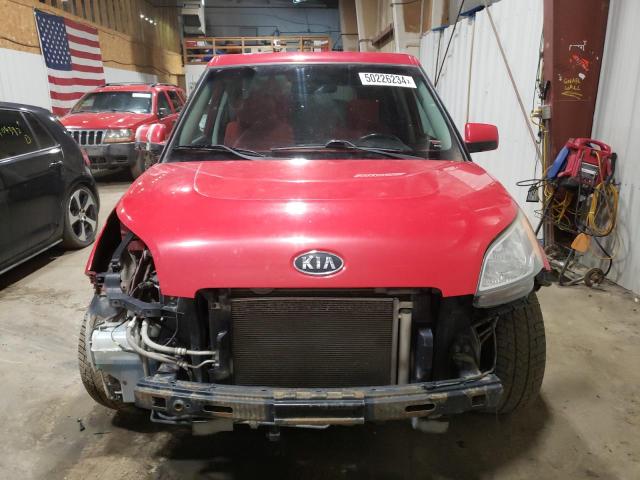 KNDJT2A29A7177615 - 2010 KIA SOUL + RED photo 5