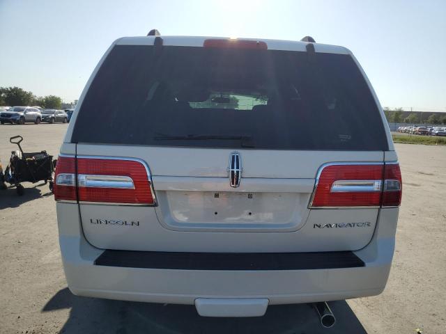 5LMFU27507LJ09779 - 2007 LINCOLN NAVIGATOR თეთრი ფოტო 6