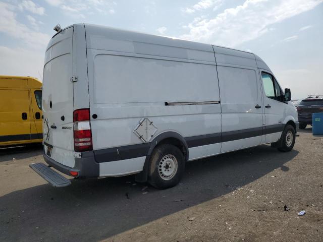 WD3PE8CB6C5693962 - 2012 MERCEDES-BENZ SPRINTER 2500 WHITE photo 3